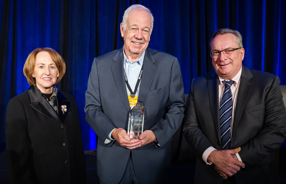 Distinguished Service Award 2025